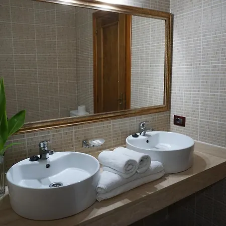 Piramides Apartmán Costa Adeje (Tenerife)