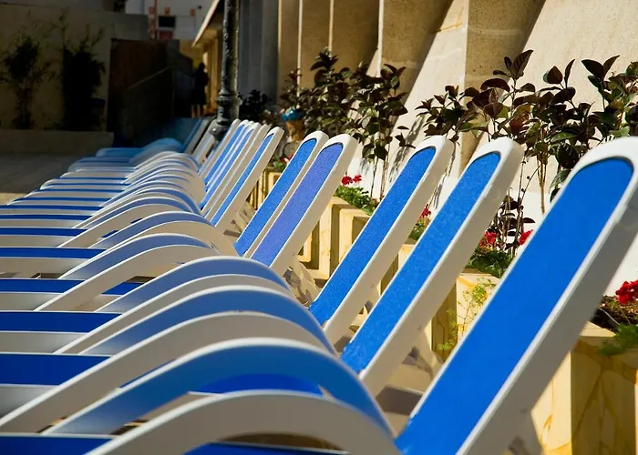 Piramides Адехе